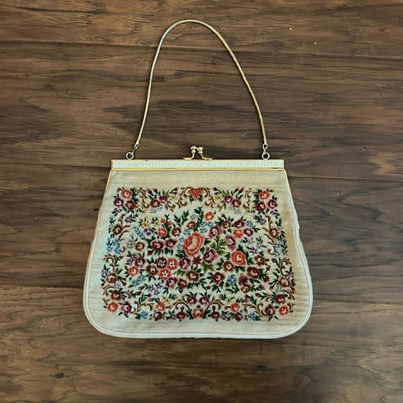 Handbags - Vintage Floral Evening Bag